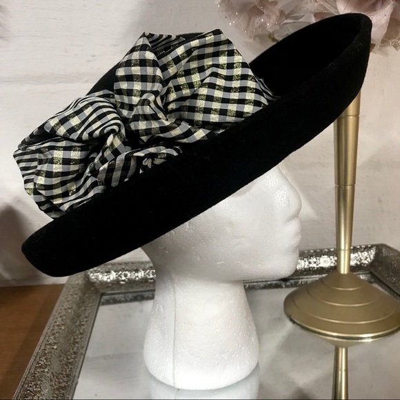 Vintage Accessories - VINTAGE 1960'S DAJON WOOL HAT WITH GINGHAM BOW